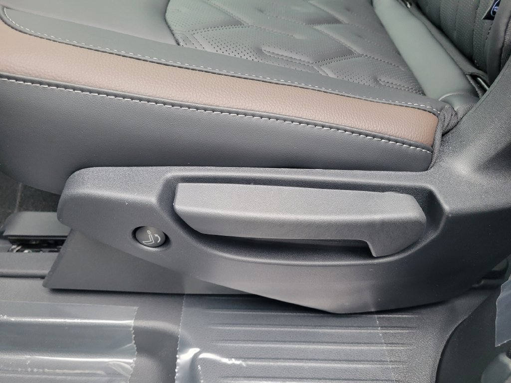 New 2026 Nissan Pathfinder Platinum AWD/4WD image 35