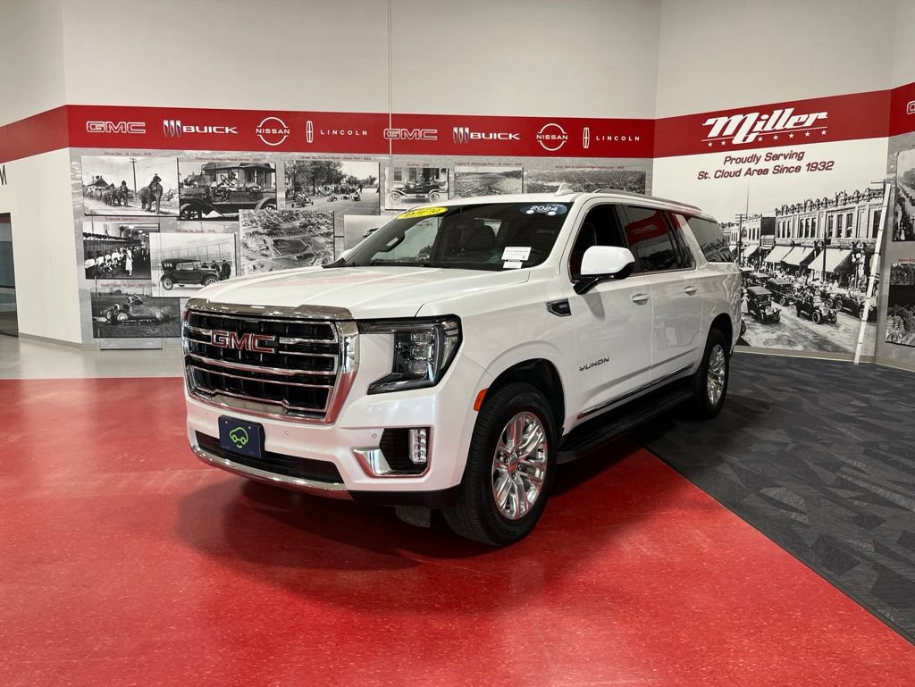 Certified 2024 GMC Yukon XL SLT AWD/4WD image 11