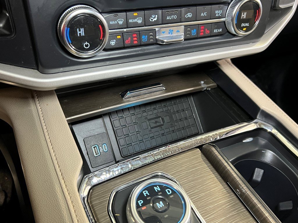 Used 2022 Ford Expedition Max Limited image 49