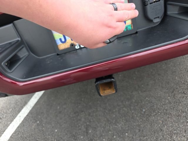 Used 2022 RAM 1500 Laramie w/ Sport Appearance Package image 10