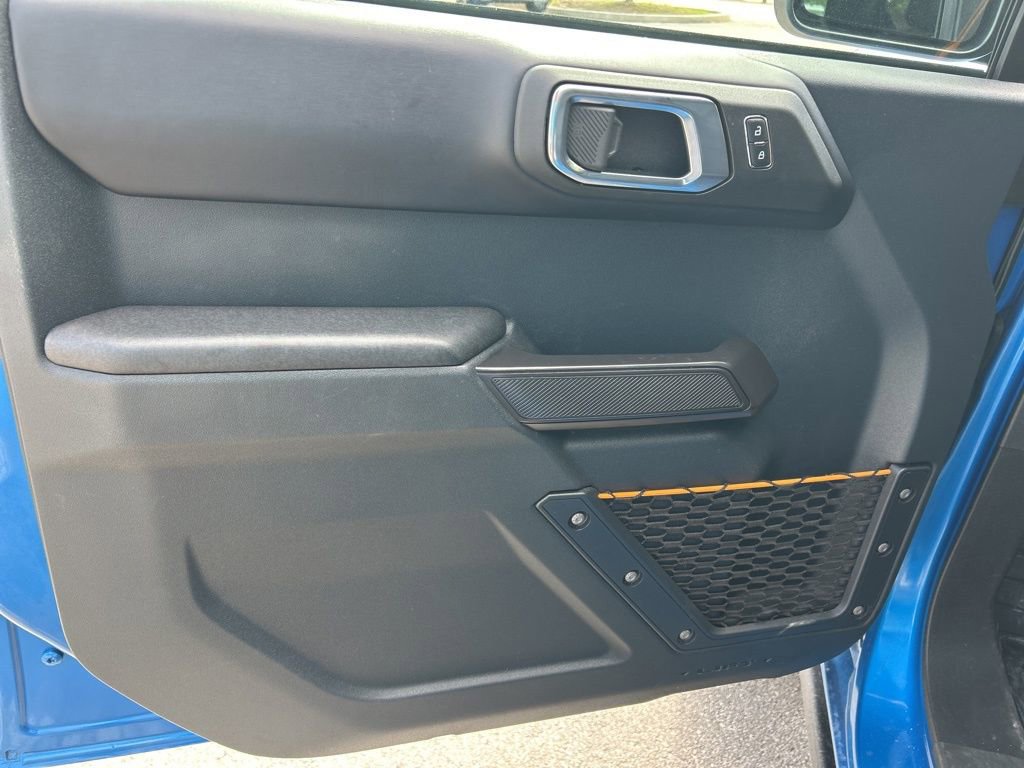 Used 2024 Ford Bronco Badlands image 16