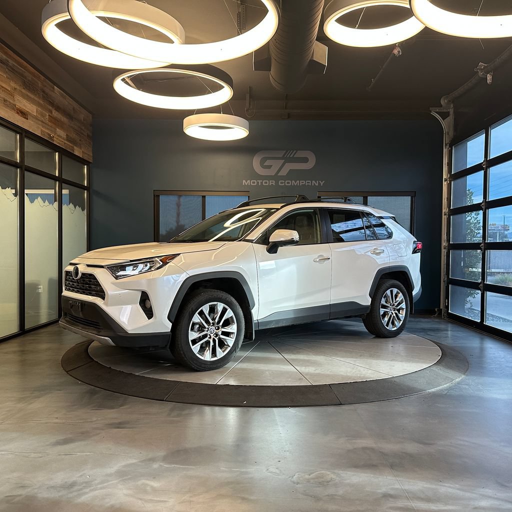Used 2021 Toyota RAV4 Limited AWD/4WD image 7
