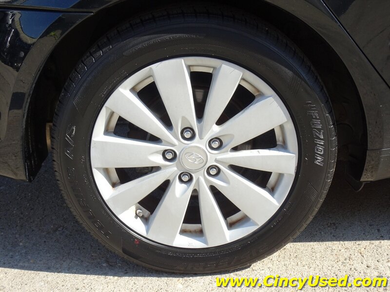 Used 2009 Hyundai Sonata Limited FWD image 29