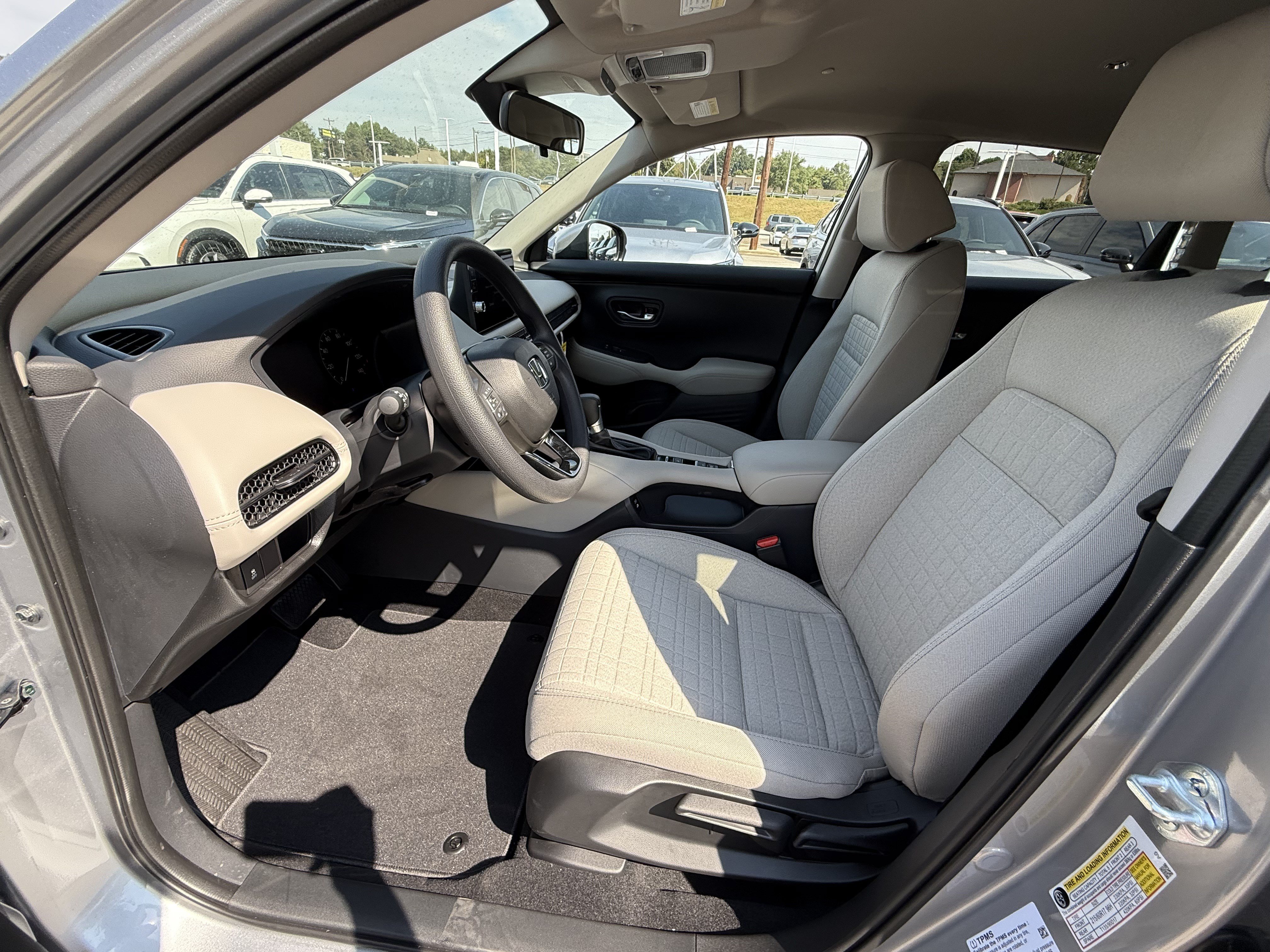 New 2027 Honda HR-V LX image 12