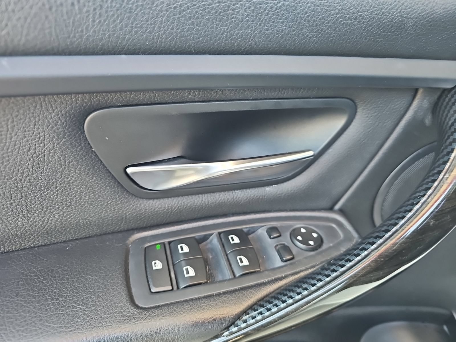 Used 2015 BMW 328i Sedan RWD image 5