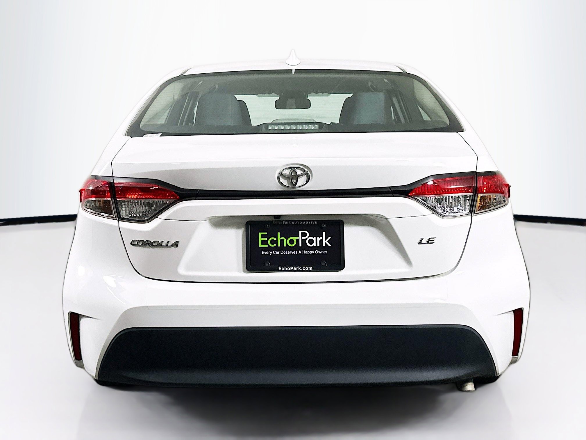 Used 2024 Toyota Corolla LE image 7