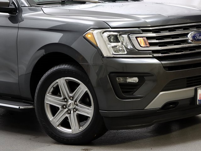 Used 2019 Ford Expedition XLT w/ Equipment Group 202A image 3