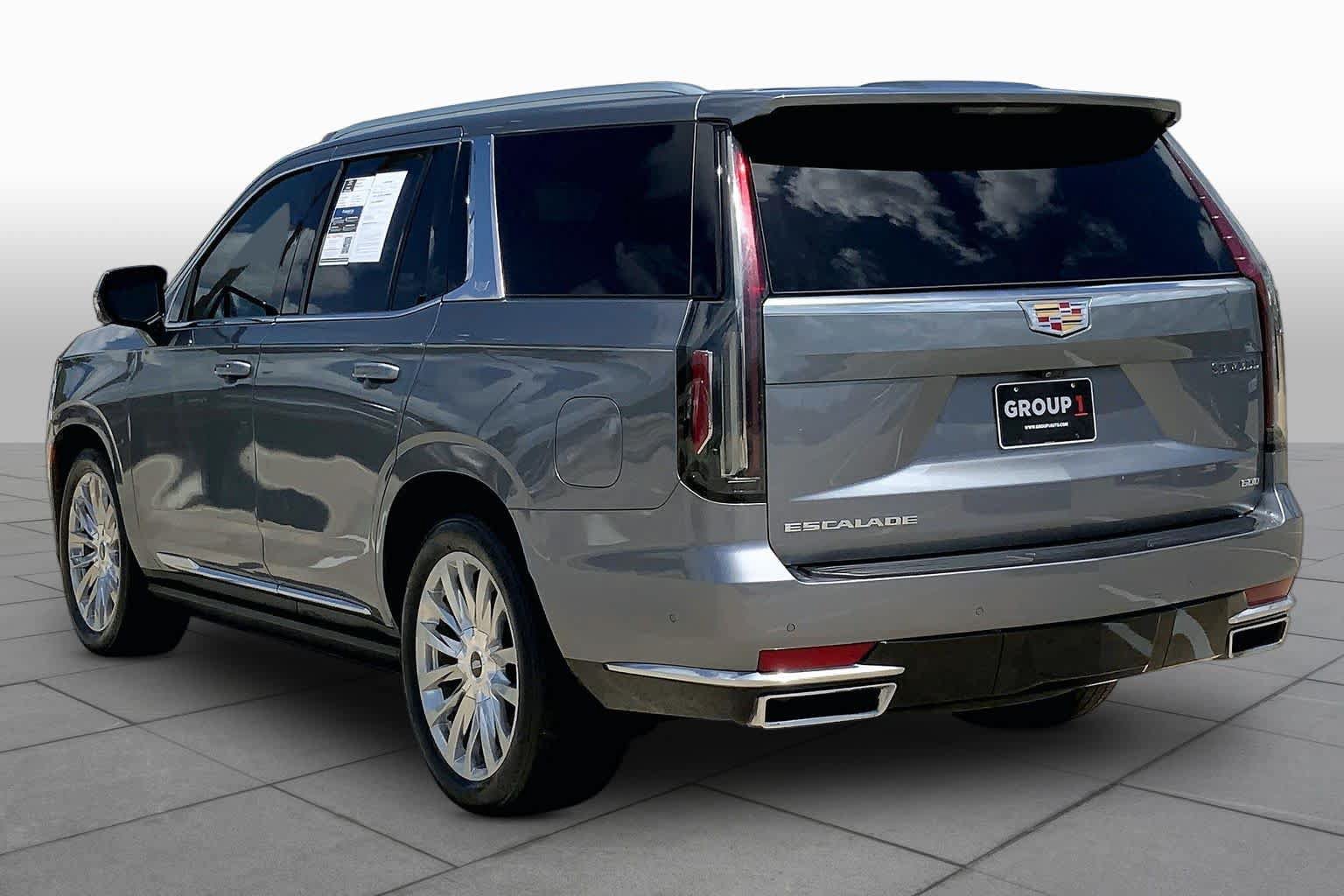 Used 2022 Cadillac Escalade Premium Luxury w/ Performance Package AWD/4WD image 12