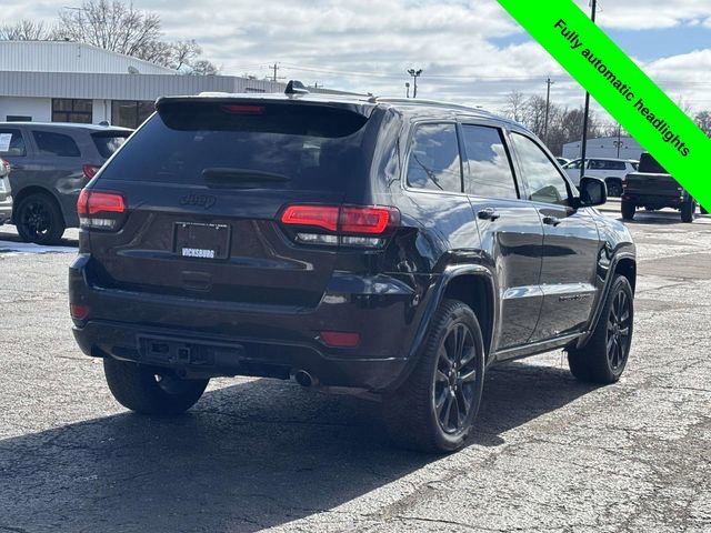 Used 2022 Jeep Grand Cherokee Laredo X image 35