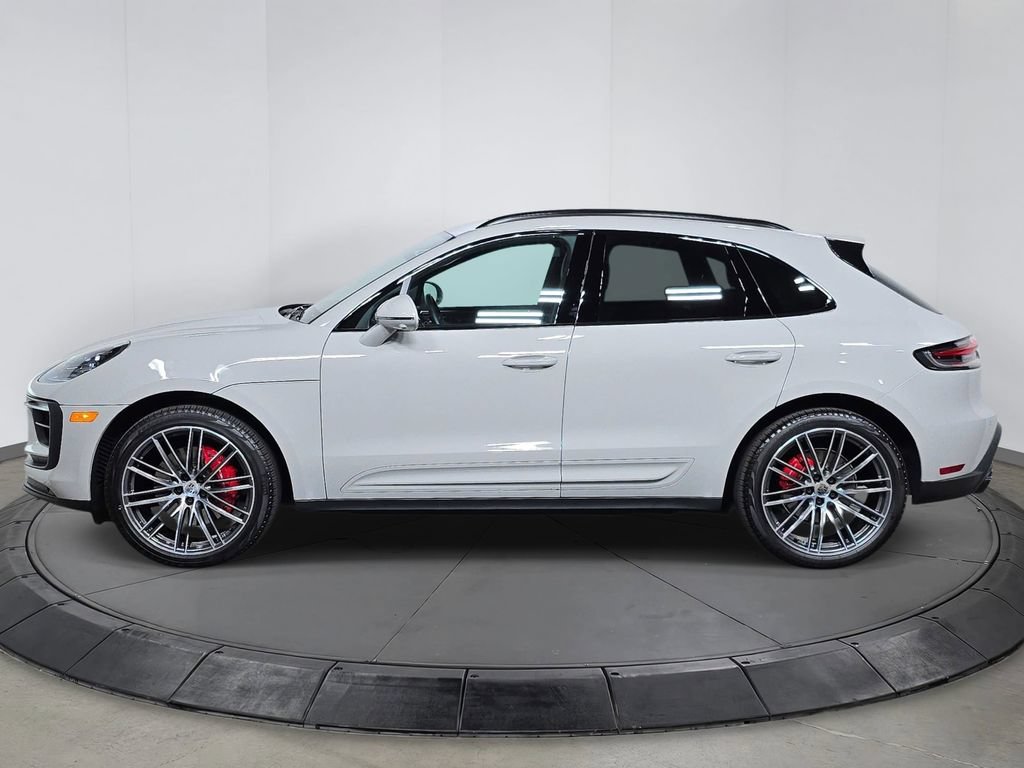 Certified 2025 Porsche Macan S AWD/4WD image 2