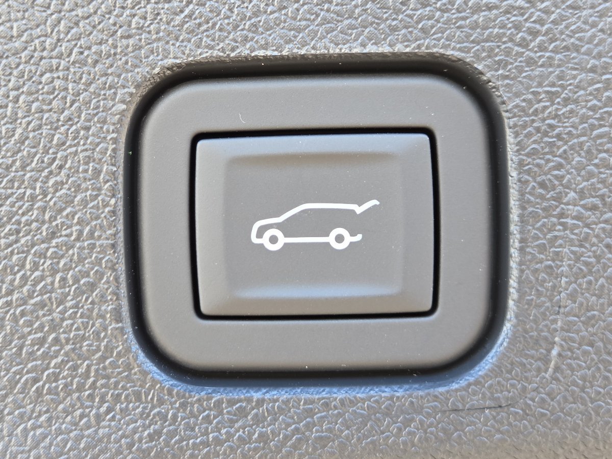 New 2027 Chevrolet Traverse LT AWD/4WD image 25
