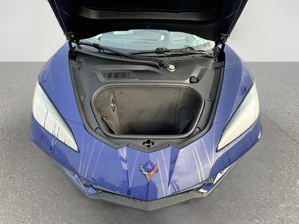 Used 2025 Chevrolet Corvette Stingray Preferred Cpe w/ Battery Protection Package RWD image 26