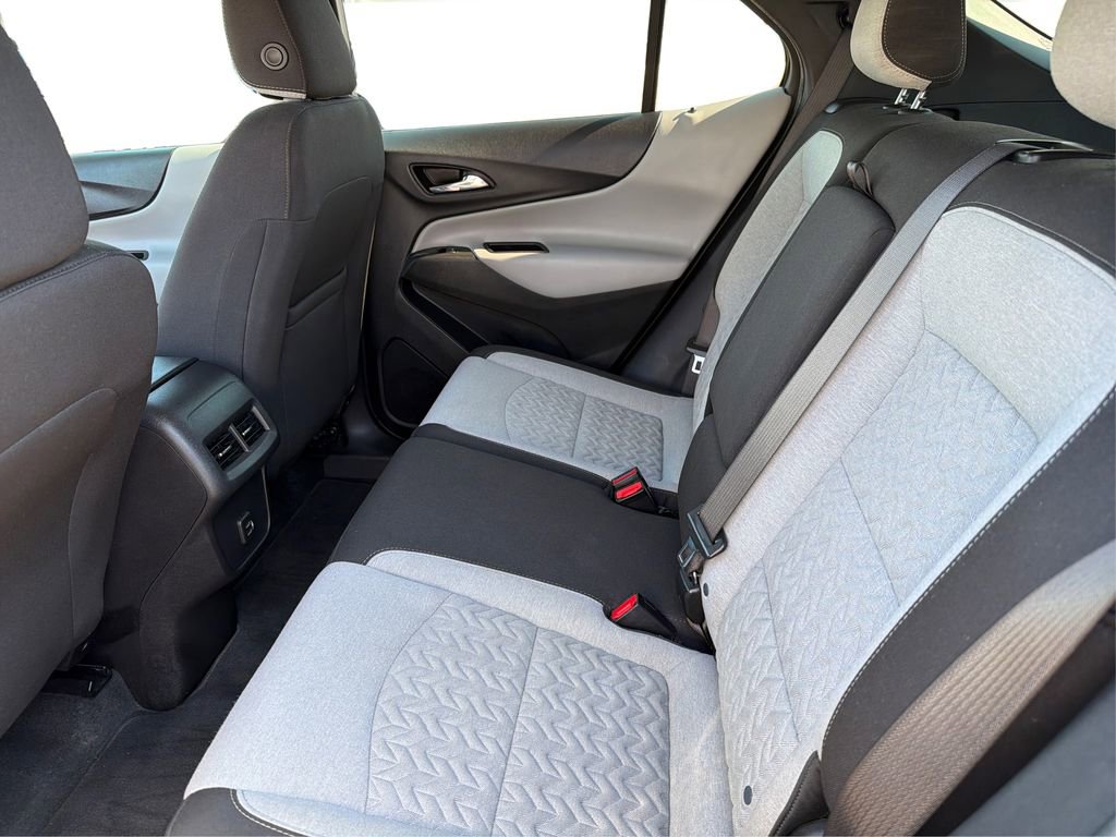 Used 2022 Chevrolet Equinox LS AWD/4WD image 11