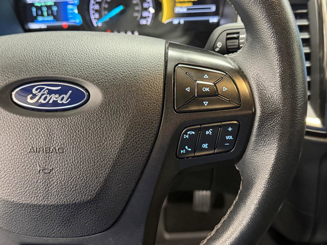 Used 2021 Ford Ranger Lariat w/ Tremor Off-Road Package image 30