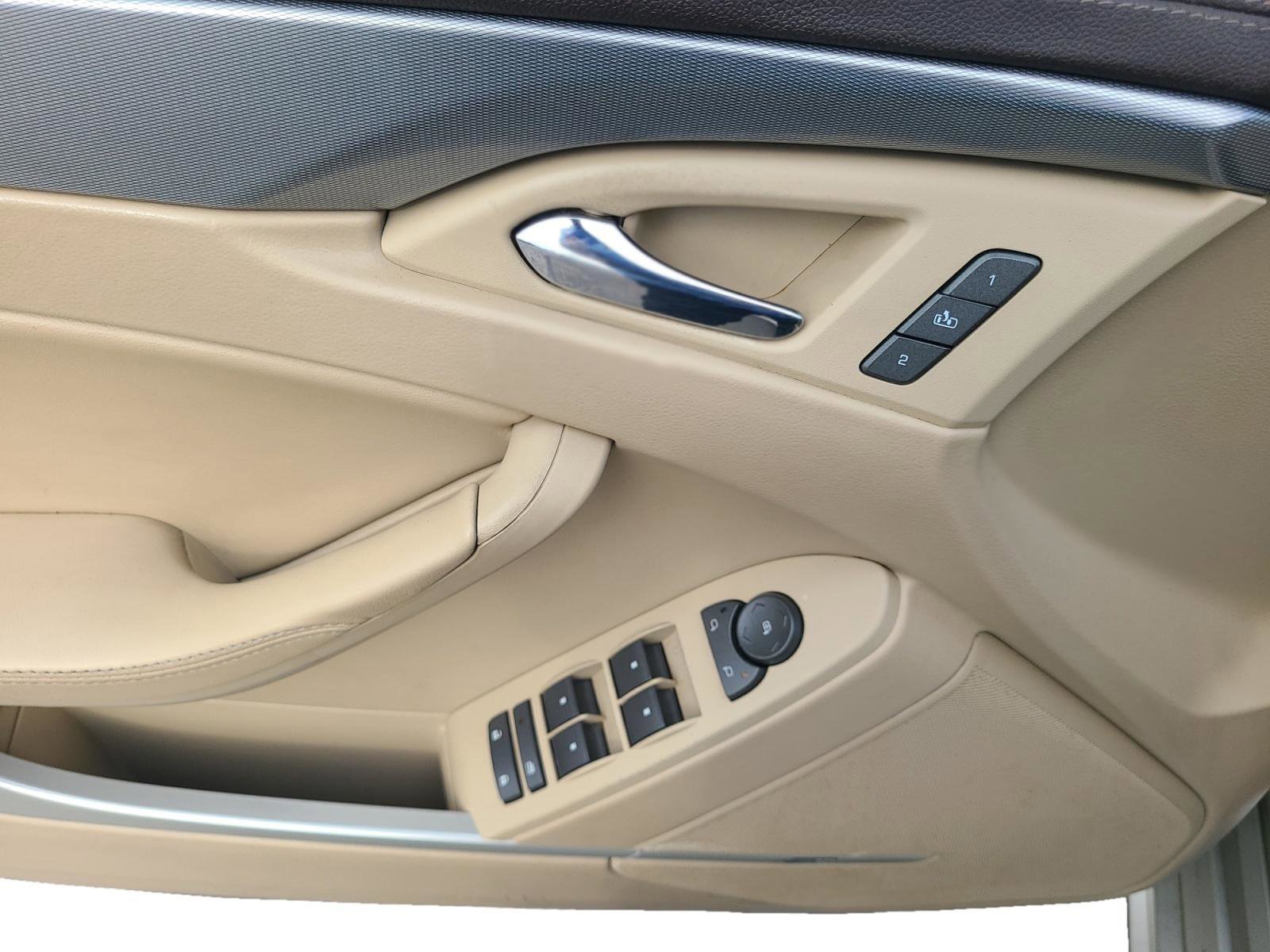 Used 2013 Cadillac CTS Luxury image 10