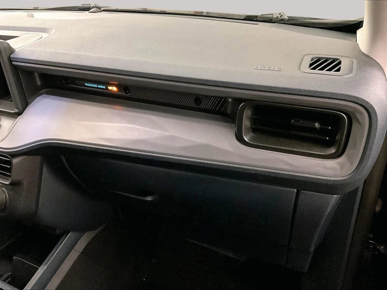 Certified 2022 Ford Maverick XL w/ Equipment Group 100A Standard image 15