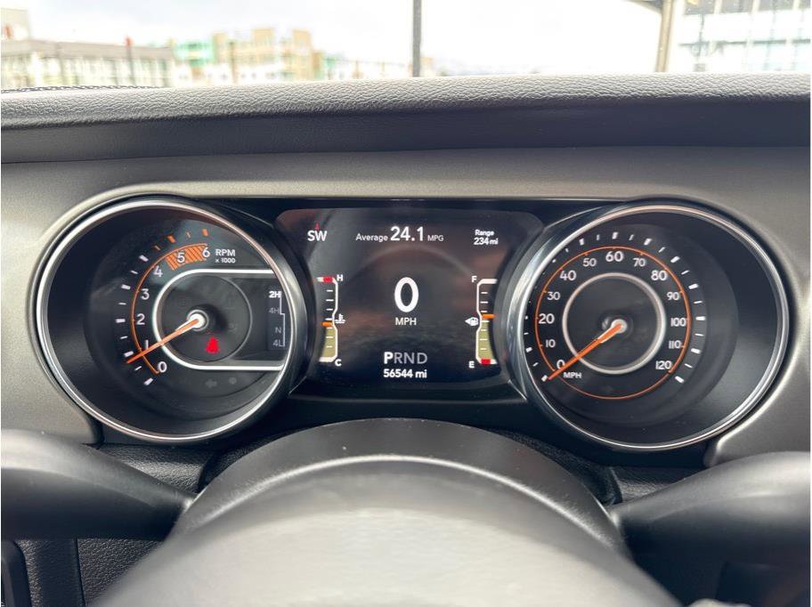 Used 2021 Jeep Gladiator Sport image 16