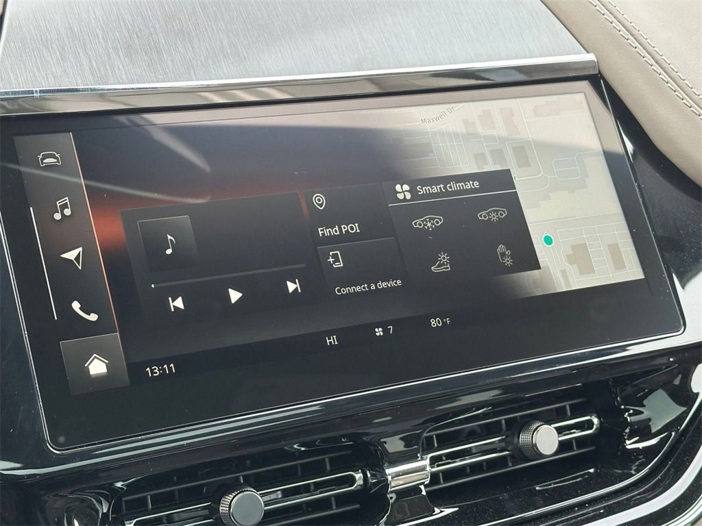 New 2026 Aston Martin DBX 707 image 22