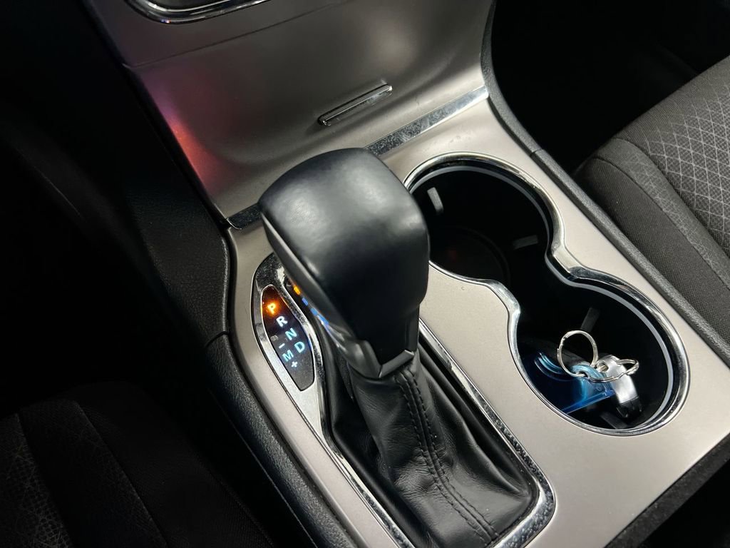 Used 2021 Jeep Grand Cherokee Laredo image 17