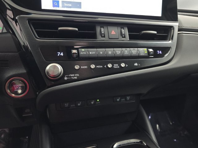 Used 2024 Lexus ES 250 w/ Premium Package AWD/4WD image 24