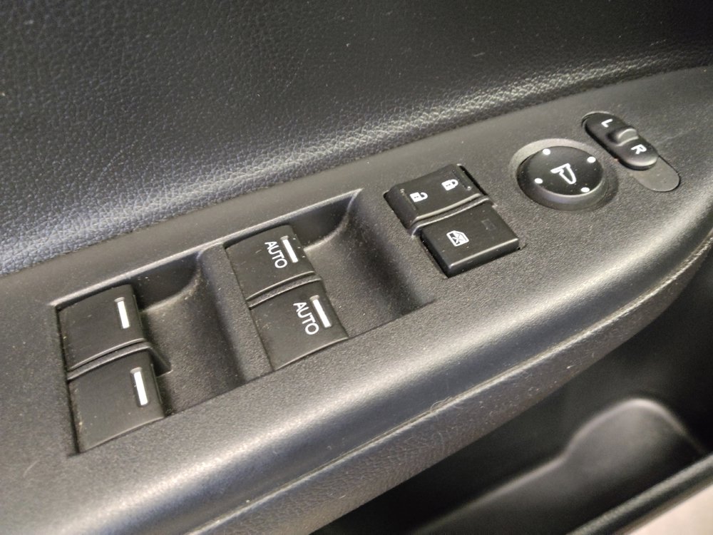 Used 2017 Honda Accord EX-L image 27