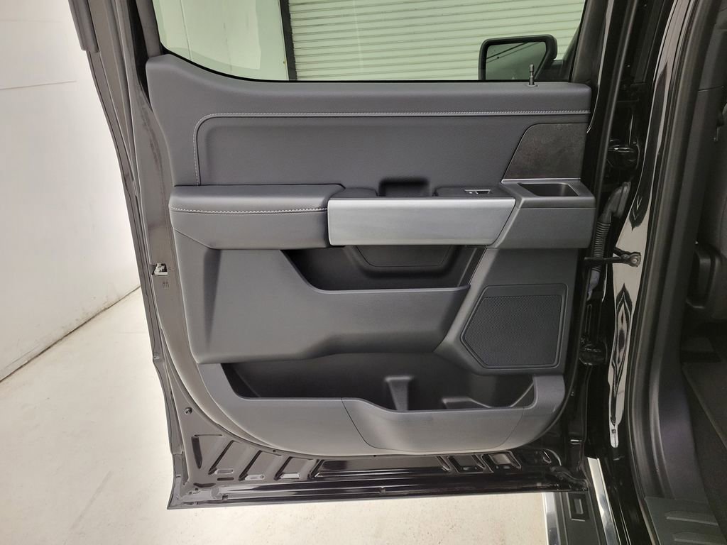 Used 2024 Ford F150 XLT w/ Mobile Office Package image 41