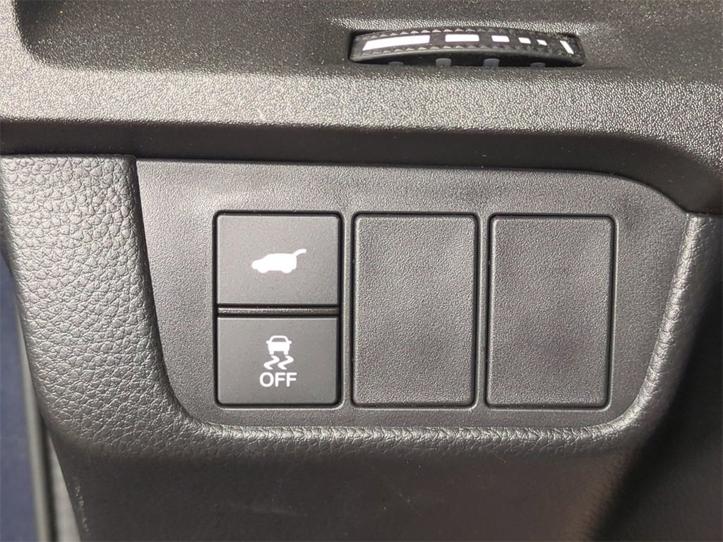 Used 2025 Honda CR-V Sport-L image 29