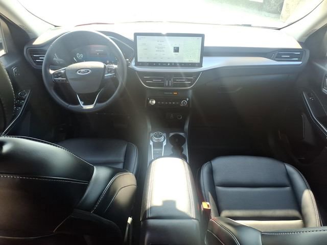 Certified 2024 Ford Escape Platinum AWD/4WD image 13