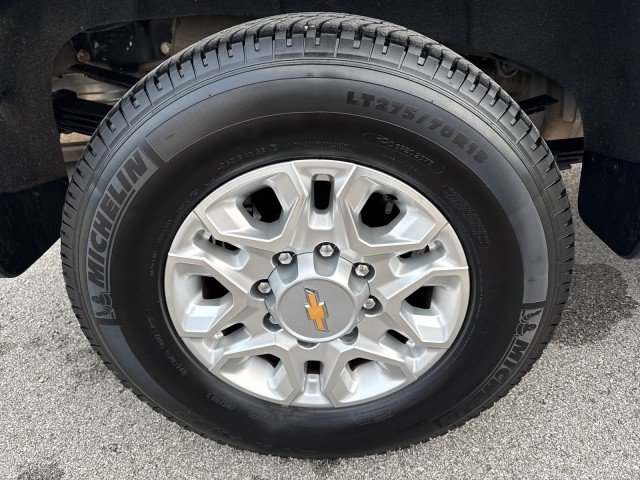 Used 2024 Chevrolet Silverado 3500 LTZ w/ LTZ Convenience Package RWD image 10