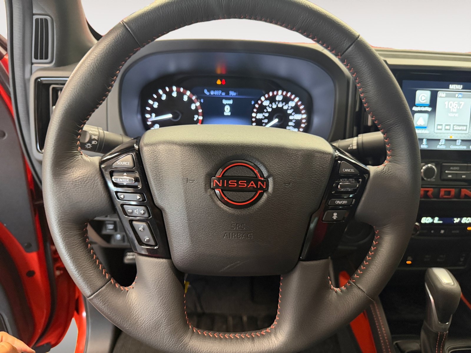 Used 2026 Nissan Frontier Pro-X w/ Pro-X Convenience Package RWD image 15