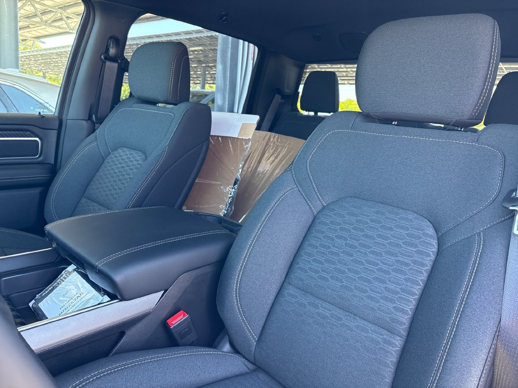 New 2026 RAM 1500 Big Horn AWD/4WD image 19