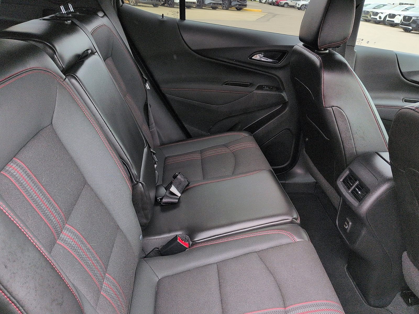 Used 2022 Chevrolet Equinox RS FWD image 8