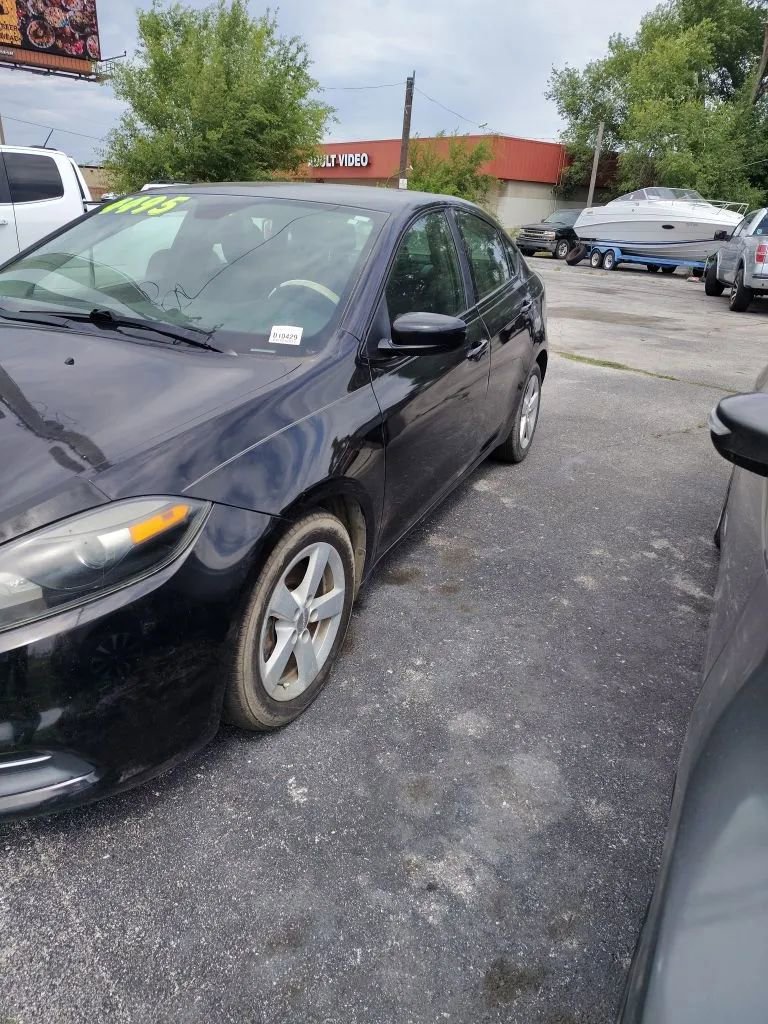 Used 2015 Dodge Dart SXT FWD image 2