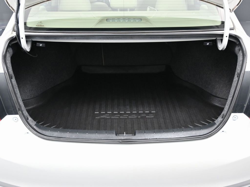 Used 2016 Honda Accord EX-L image 16