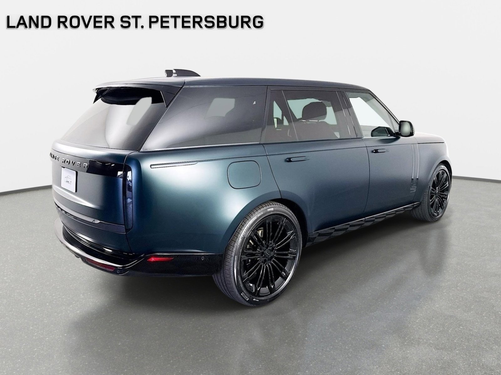 New 2026 Land Rover Range Rover Long Wheelbase SE AWD/4WD image 5