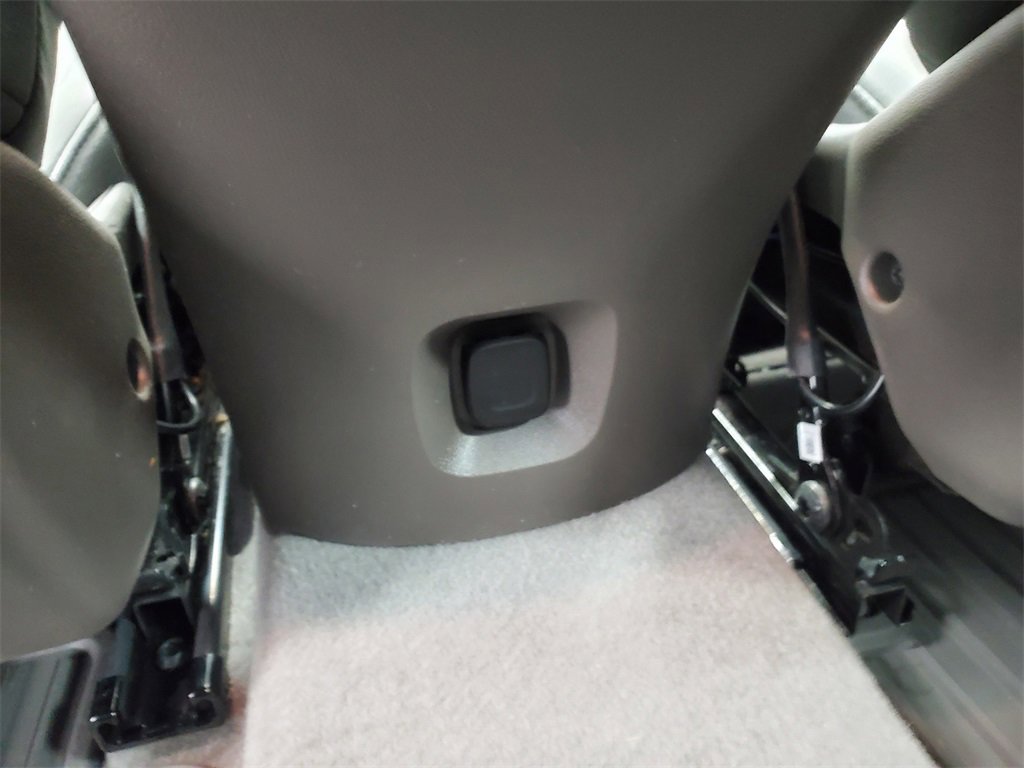 Used 2021 Chevrolet Malibu LS image 26