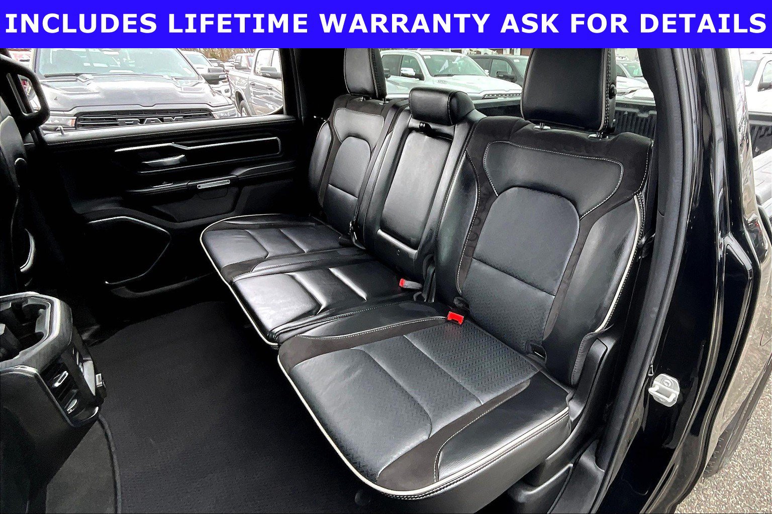 Used 2024 RAM 1500 Laramie AWD/4WD image 19
