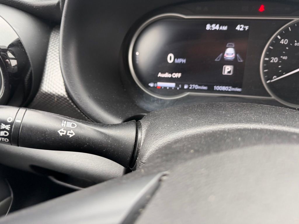 Used 2020 Nissan Kicks SV FWD image 16