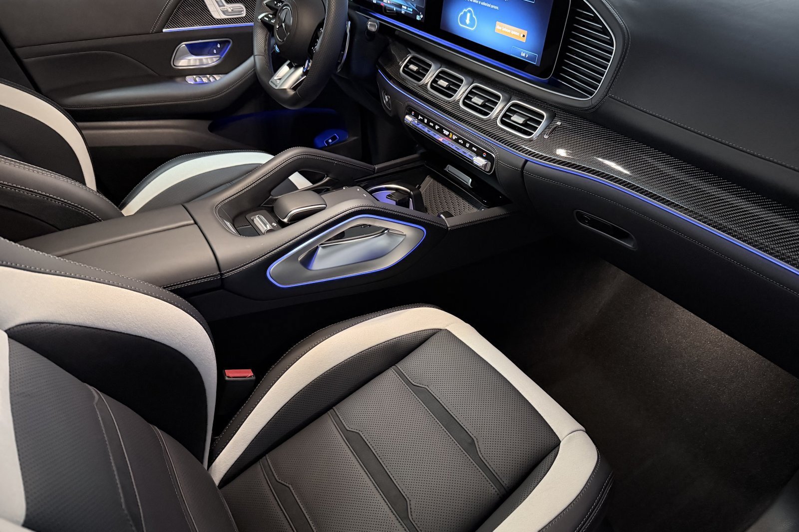 New 2026 Mercedes-Benz GLE 63 AMG S image 12