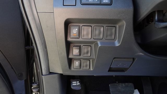 Used 2026 Nissan Frontier SV image 21