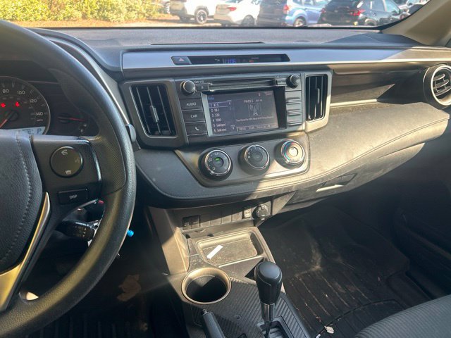 Used 2015 Toyota RAV4 LE AWD/4WD image 14