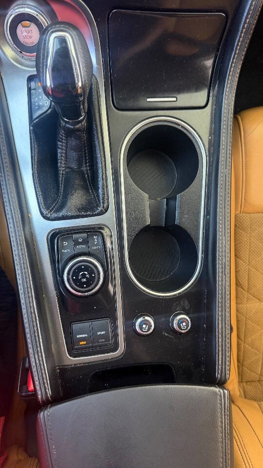 Used 2016 Nissan Maxima SR image 12