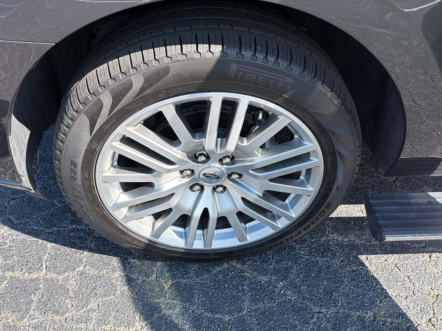 Used 2024 Ford Expedition Limited RWD image 41