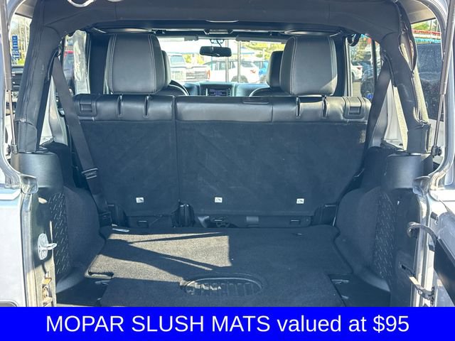 Used 2018 Jeep Wrangler Unlimited Sahara w/ Connectivity Group AWD/4WD image 10