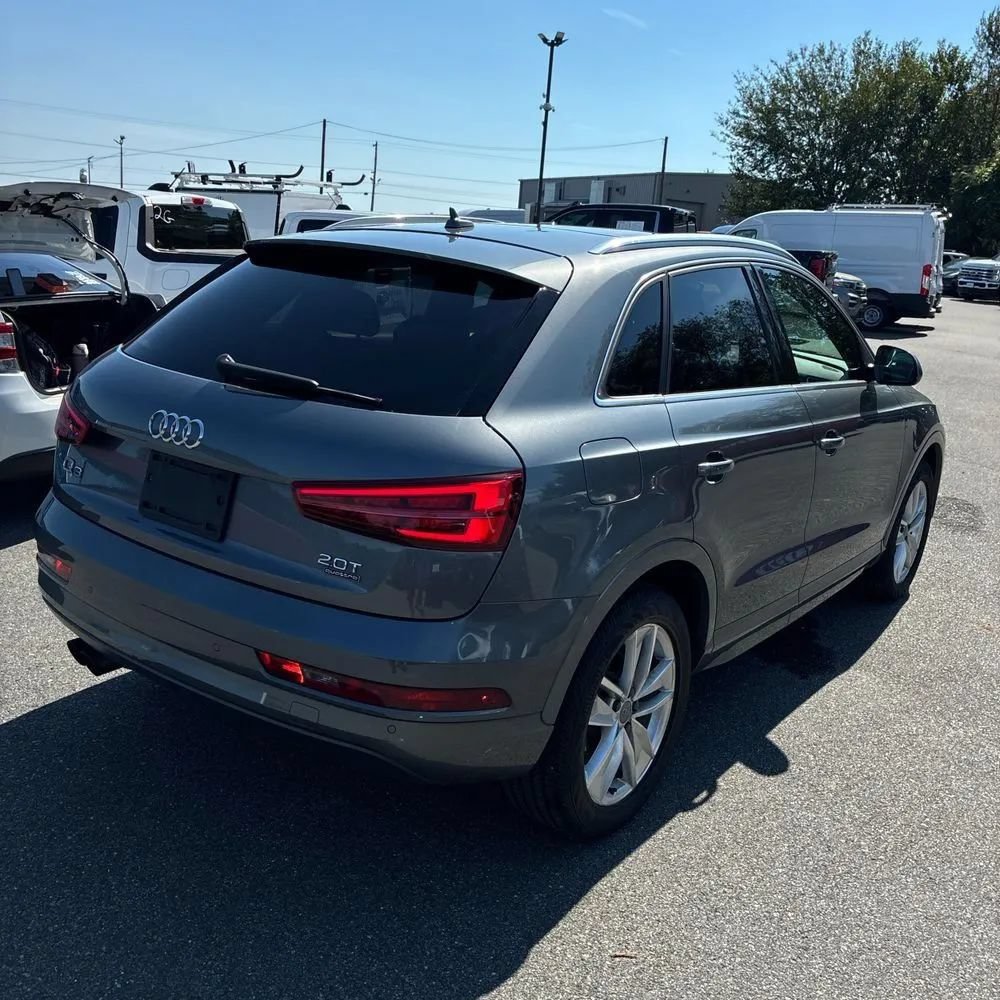Used 2017 Audi Q3 2.0T Premium Plus w/ Premium Plus Package AWD/4WD image 7