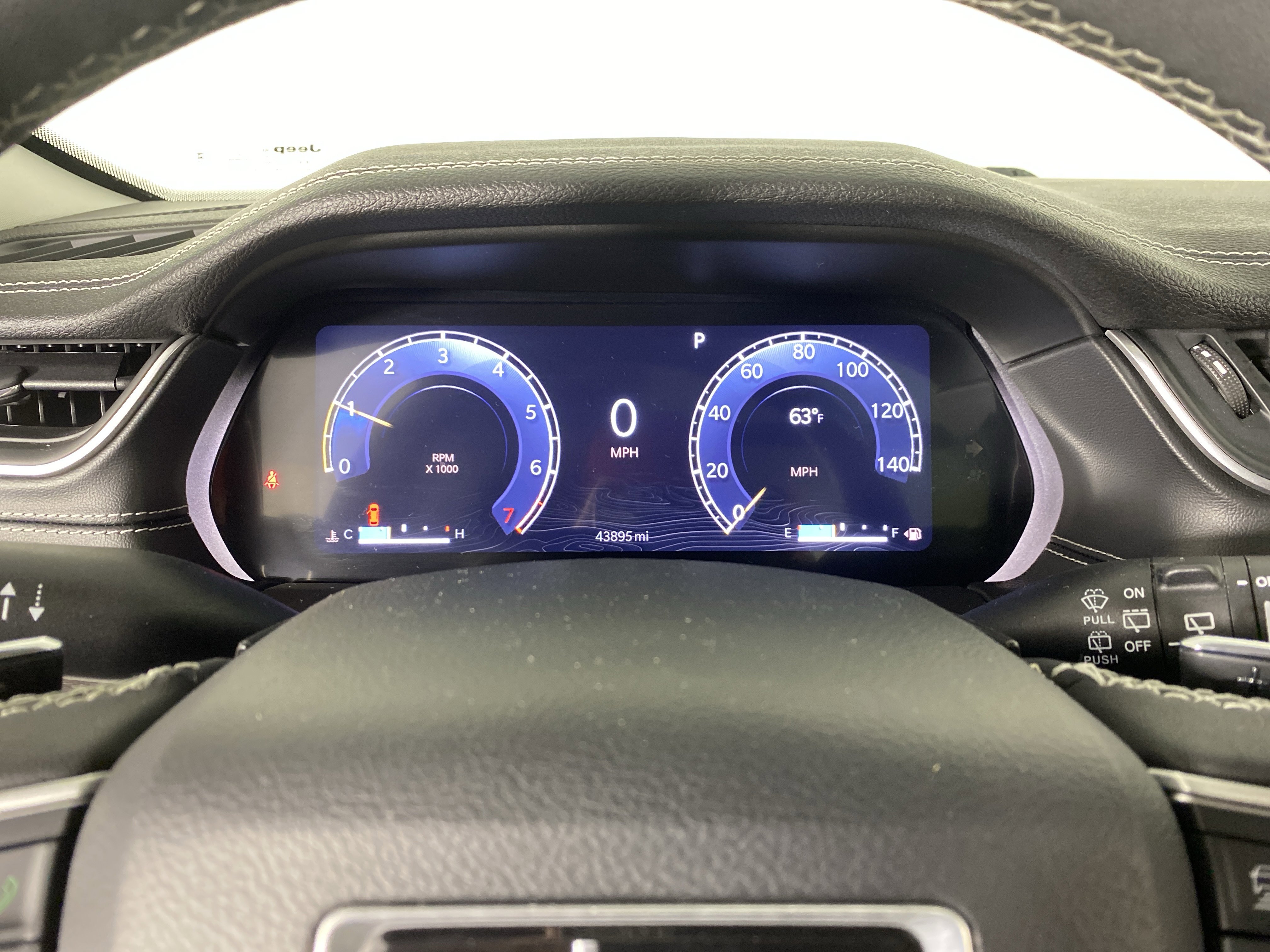 Used 2023 Jeep Grand Cherokee Limited AWD/4WD image 23