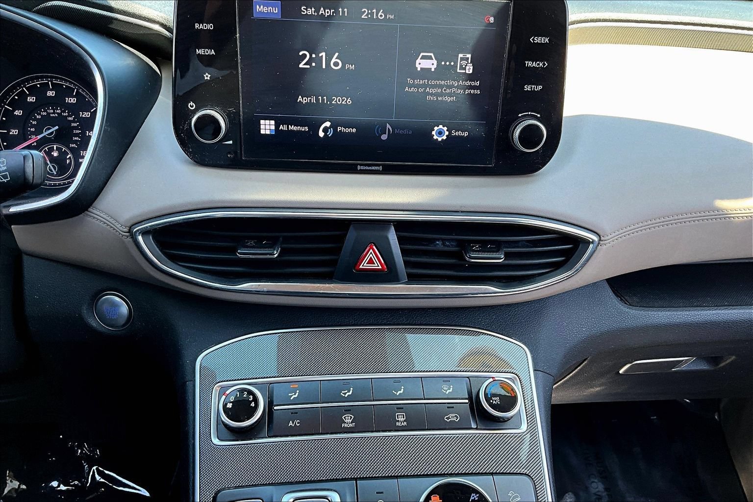 Used 2022 Hyundai Santa Fe SEL AWD/4WD image 17