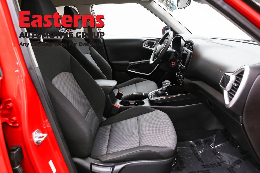 Used 2024 Kia Soul LX w/ Option Group 015 image 24