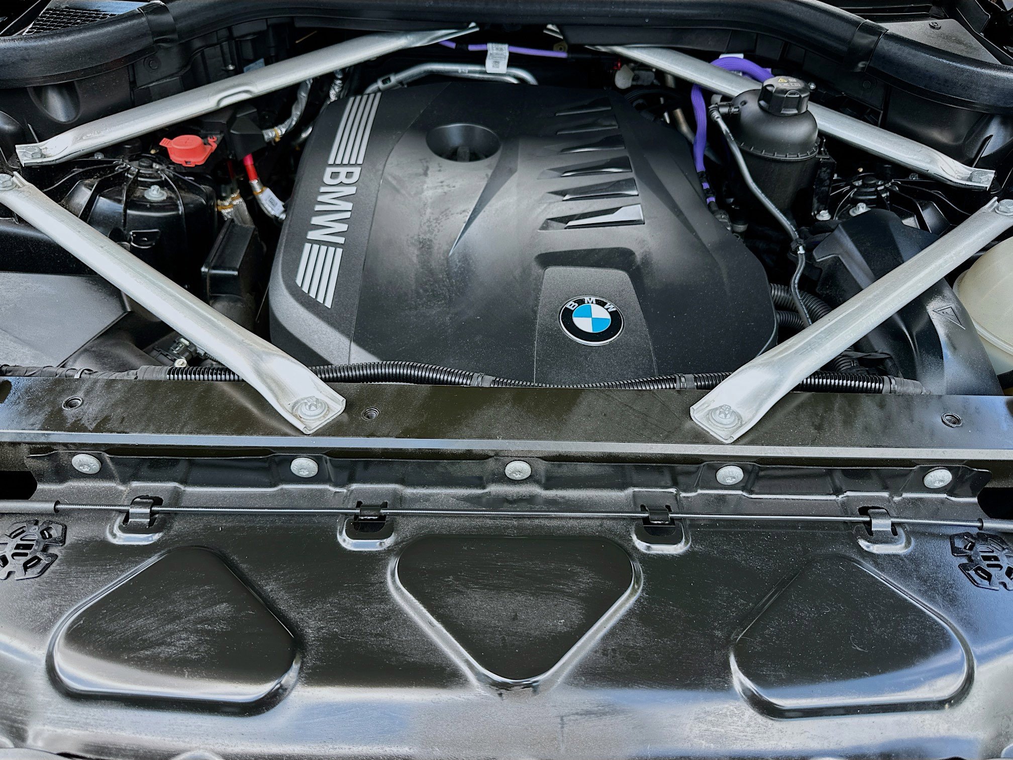 Used 2024 BMW X6 xDrive40i w/ Premium Package image 34