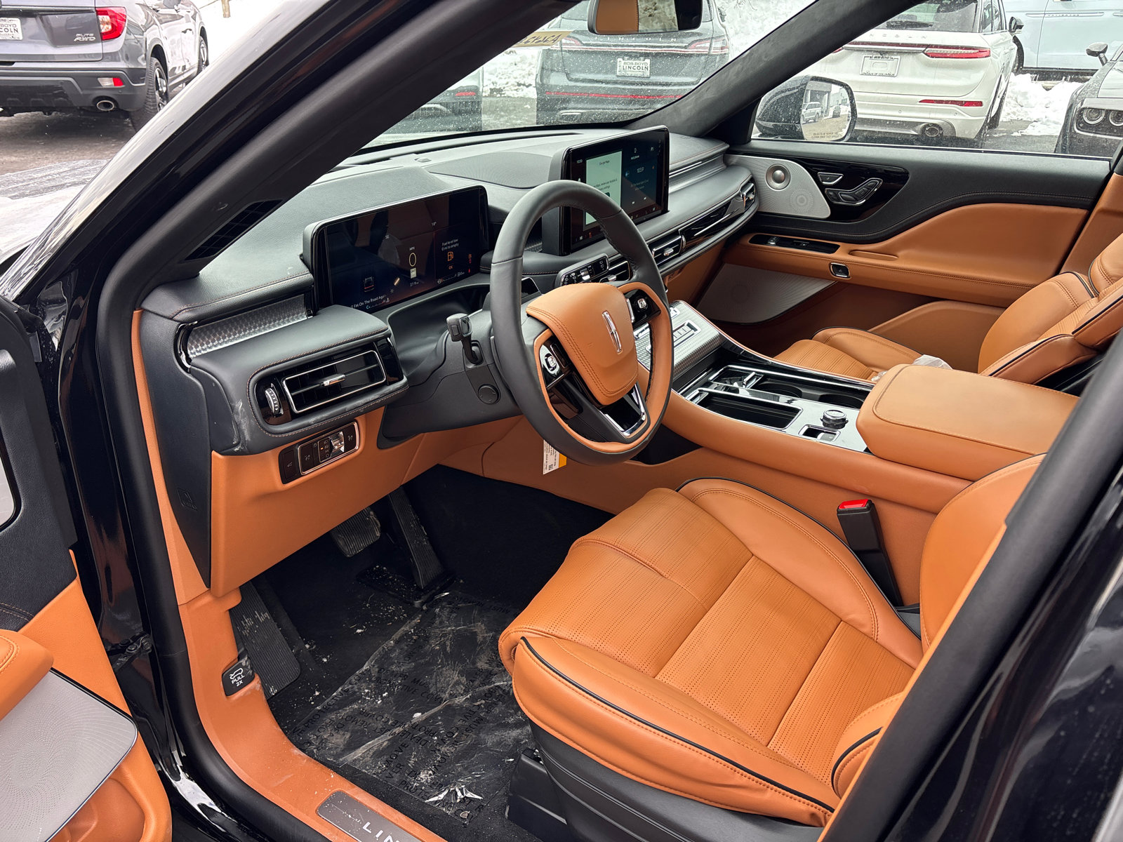 New 2026 Lincoln Aviator Black Label w/ Dynamic Handling Package image 24